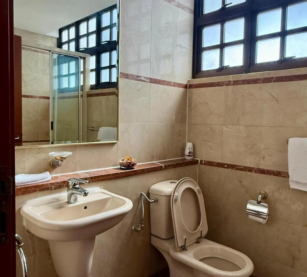 Alocassia Serviced Apartments Singapore Lägenhetshotell