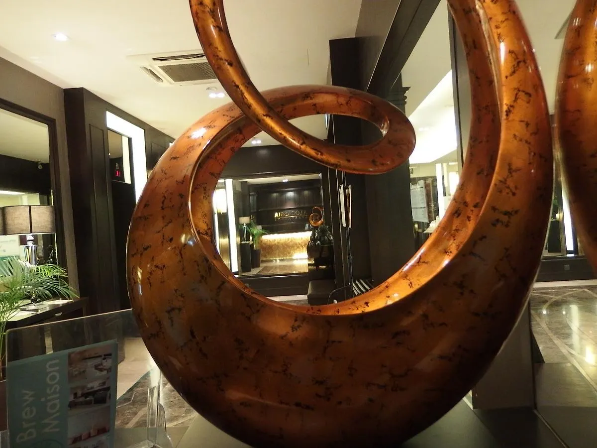 Alocassia Serviced Apartments Singapore Aparthotel
