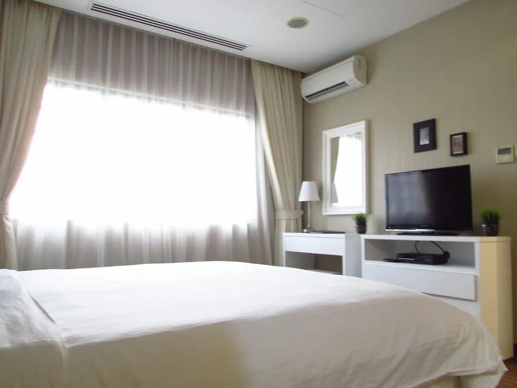 Alocassia Serviced Apartments Singapore 3*,  Singapore